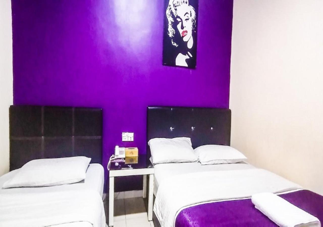 Biz Hotel Batu Pahat Εξωτερικό φωτογραφία