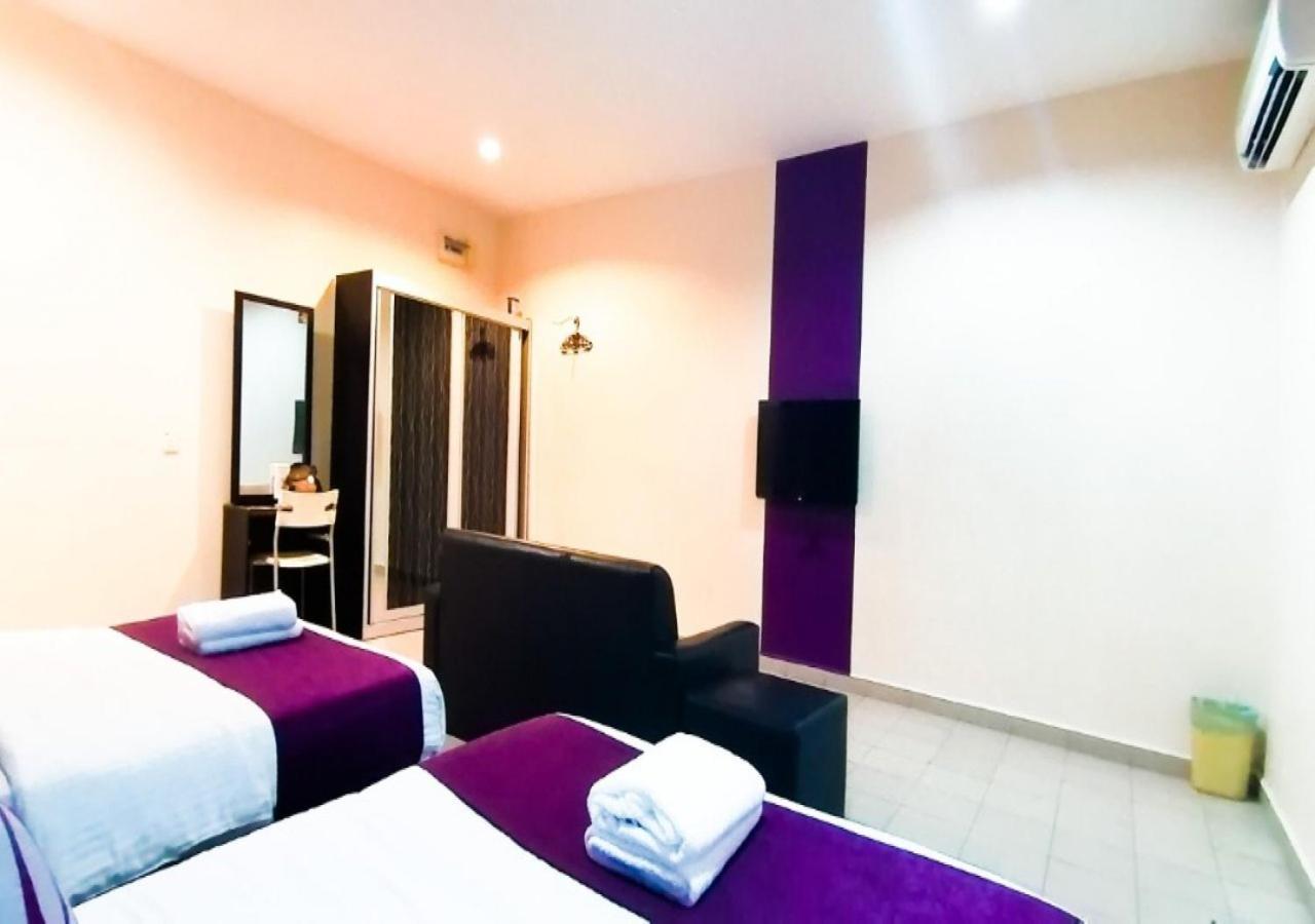 Biz Hotel Batu Pahat Εξωτερικό φωτογραφία